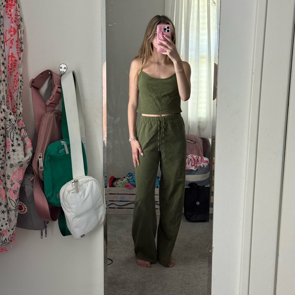 Princess Polly green set